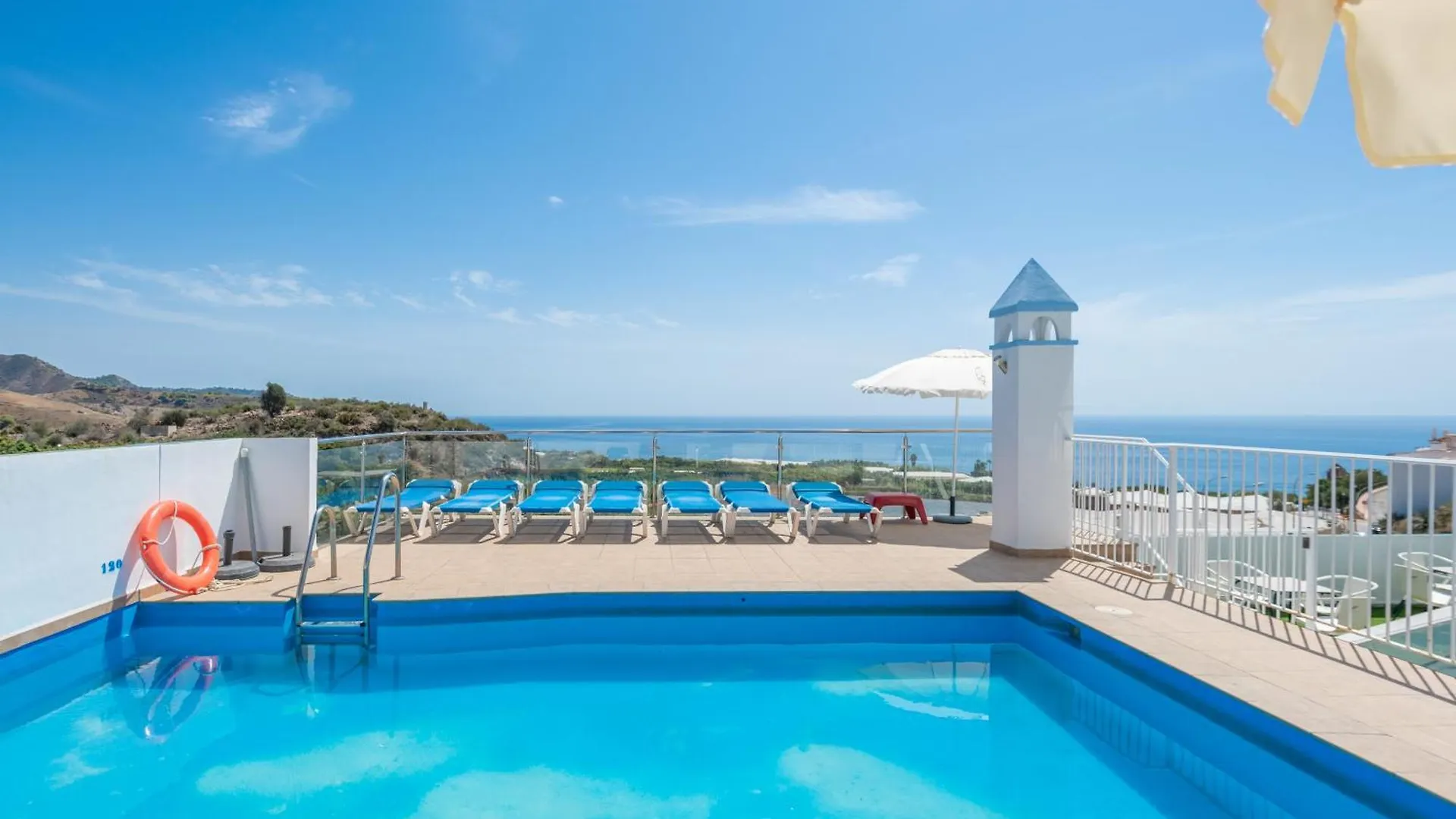 Apartamentos Playamaro Hotel Maro