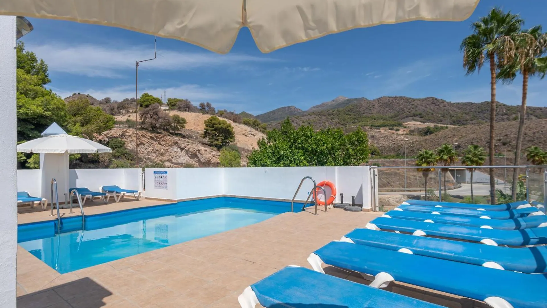 Apartamentos Playamaro 3*, Maro Spanyolország