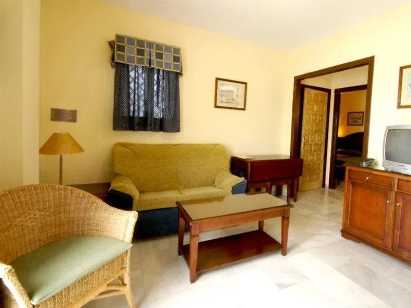 Apartamentos Playamaro 3*, Maro Spanyolország